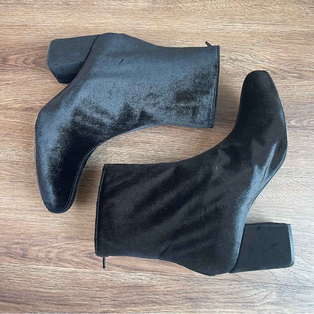 FREE PEOPLE VELVET CECILE ANKLE BOOT Black 40 / 10 Boho - Picture 9 of 15